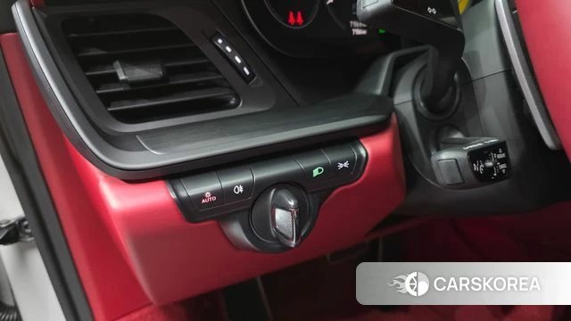 Porsche 911(992) id 4223795 из Кореи 7