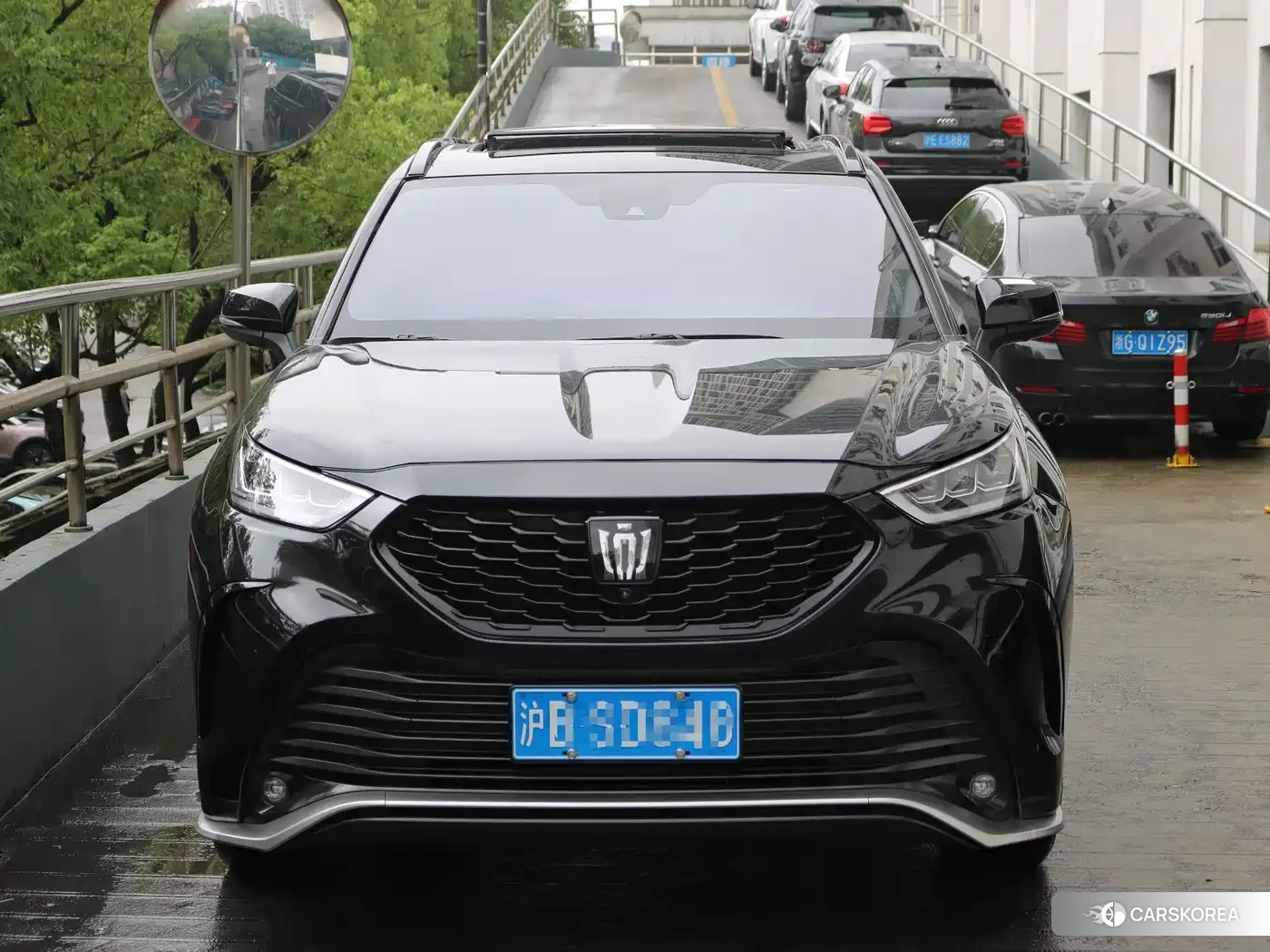 Toyota Crown id 4599689 из Китая 7