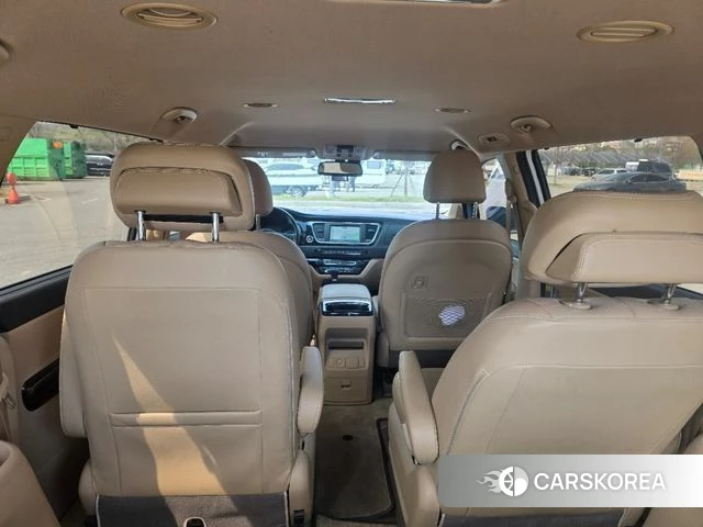 Kia The New Carnival id 4435104 из Кореи 7
