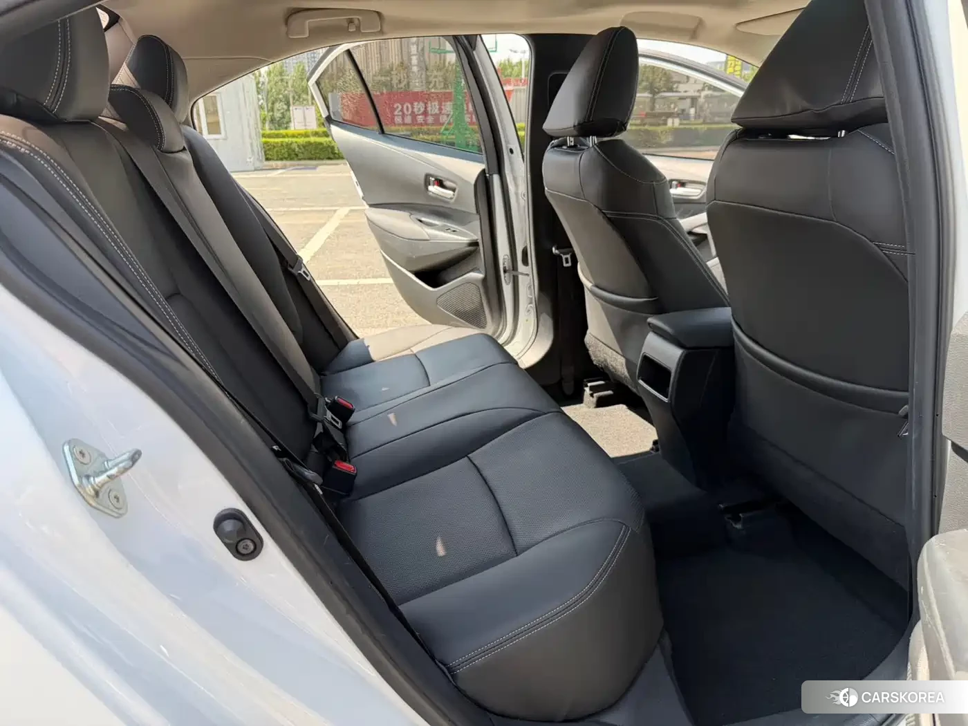 Toyota Corolla id 4679573 из Китая 7