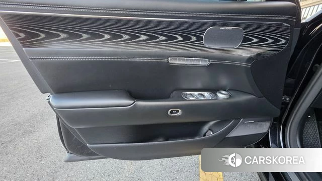 Genesis G90 (RS4) id 3915616 из Кореи 7