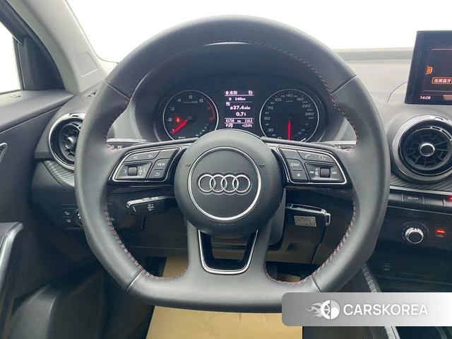 Audi Q2L id 4297678 из Китая 7