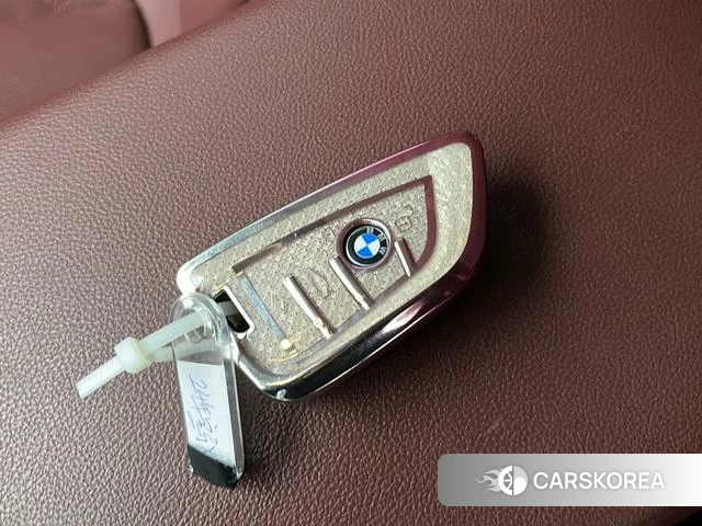 BMW iX3 id 4212744 из Китая 7