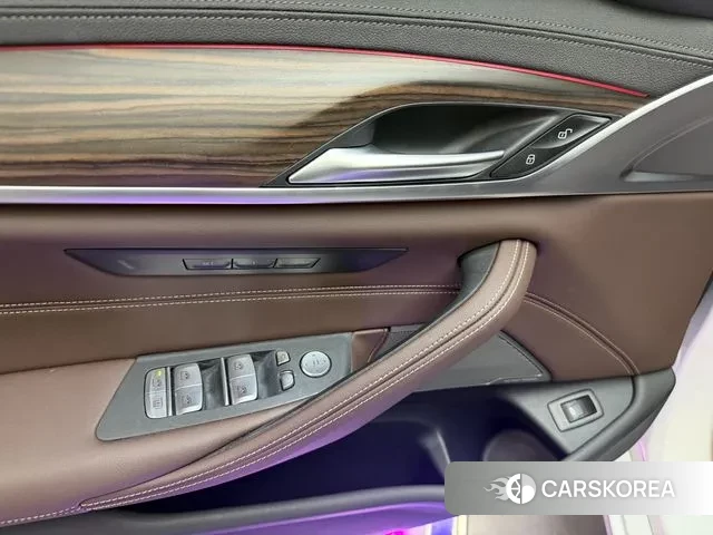 BMW 5 Series (G30) id 3411143 из Кореи 7