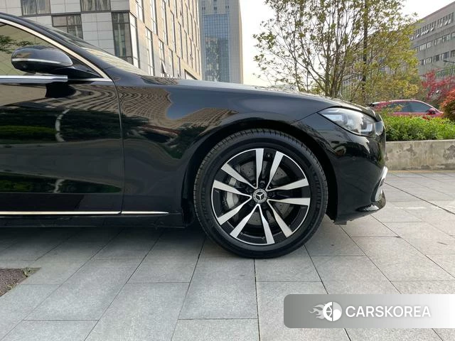 Mercedes-Benz S-class id 3920328 из Китая 7