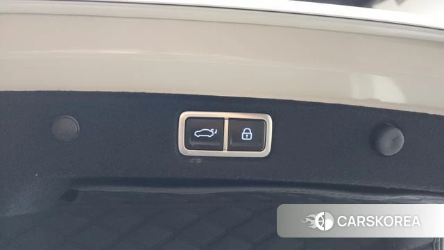 Hyundai Grandeur (GN7) id 4381456 из Кореи 7