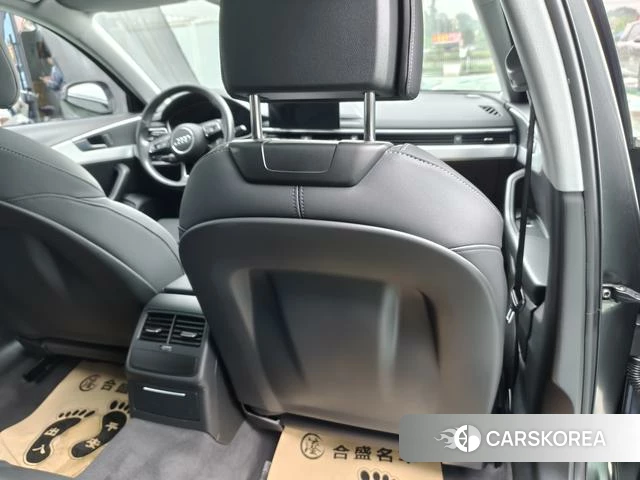 Audi A4L id 4328992 из Китая 7