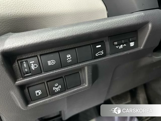 Toyota Grevia id 4210443 из Китая 7
