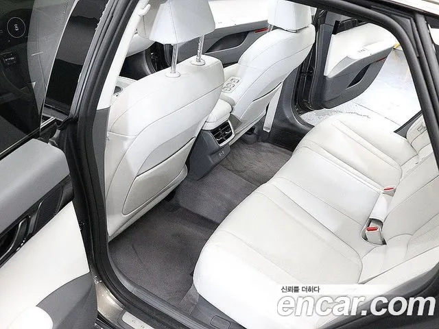 Hyundai Grandeur (GN7) id 2867844 из Кореи 7