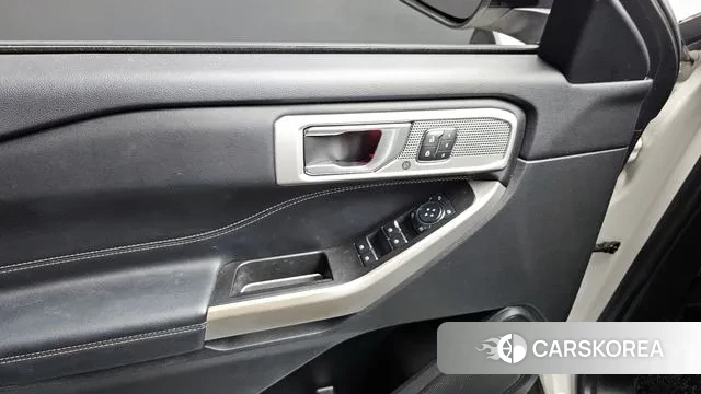 Ford Explorer 6th Generation id 3675609 из Кореи 7