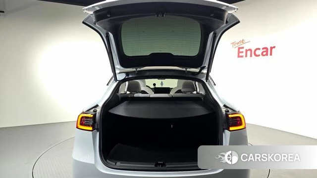 Tesla Model Y id 4853903 из Кореи 7