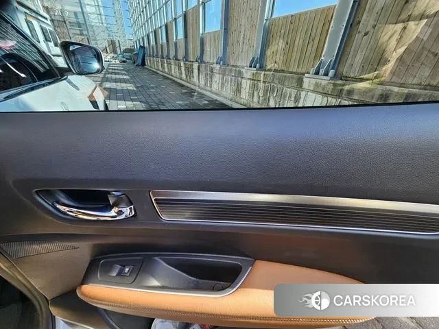 Renault Korea (Samsung) The New QM6 id 3717433 из Кореи 7