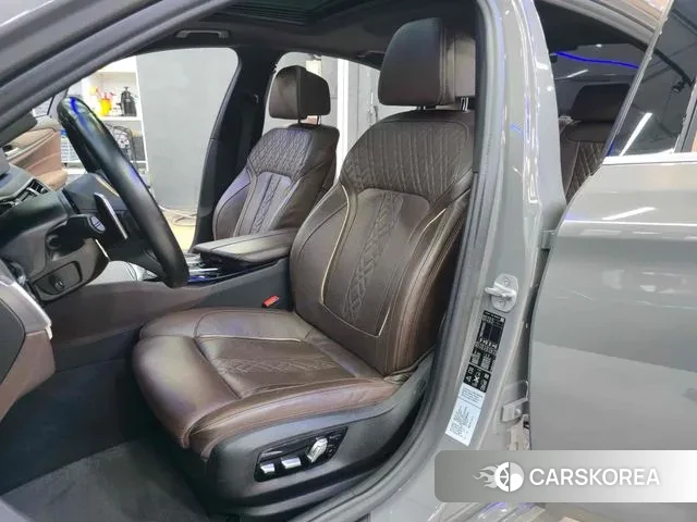 BMW 5 Series (G30) id 3017714 из Кореи 7