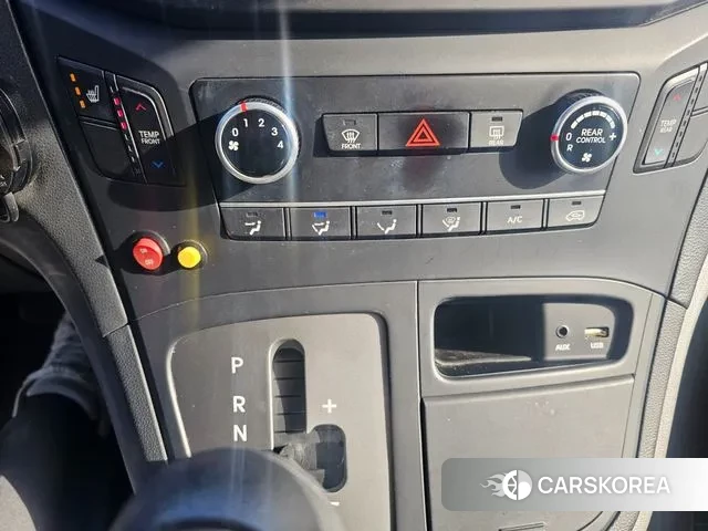 Hyundai The New Grand Starex id 3578809 из Кореи 7