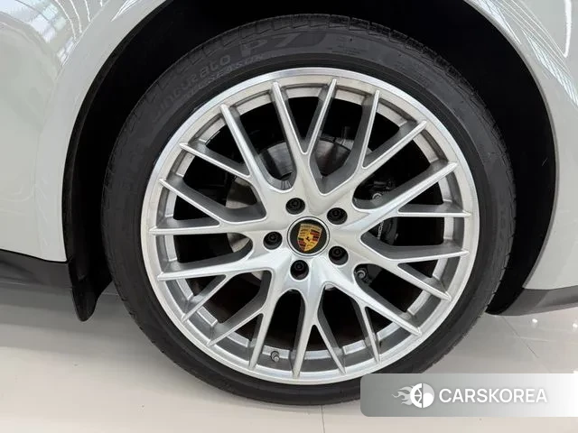 Porsche Panamera (971) id 3372627 из Кореи 7