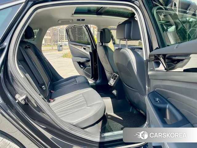 Volkswagen Passat id 4263831 из Китая 7