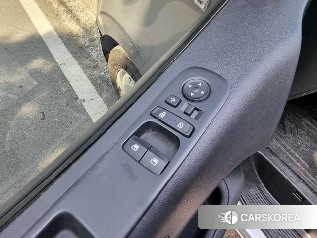 Hyundai Staria id 4315847 из Кореи 7