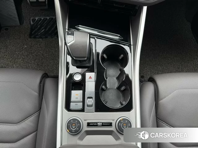 Volkswagen Touareg id 4240221 из Китая 7