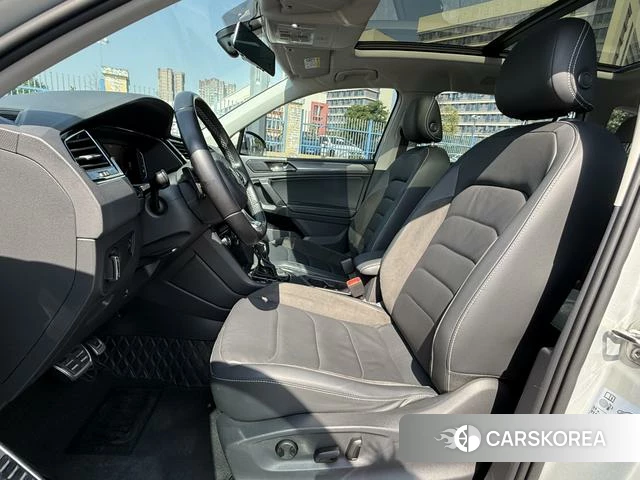Volkswagen Tiguan L id 4276941 из Китая 7