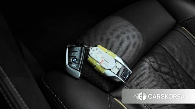 BMW 5 Series (G30) id 4865536 из Кореи 7