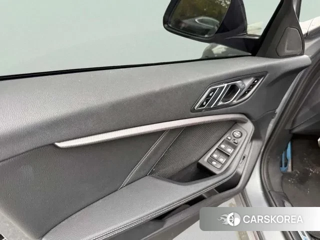 BMW 1 Series (F40) id 3597045 из Кореи 7