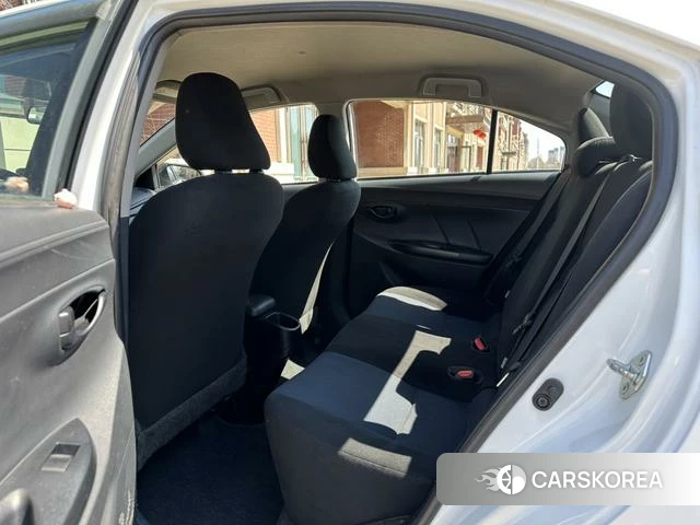Toyota YARIS L to enjoy id 4207848 из Китая 7