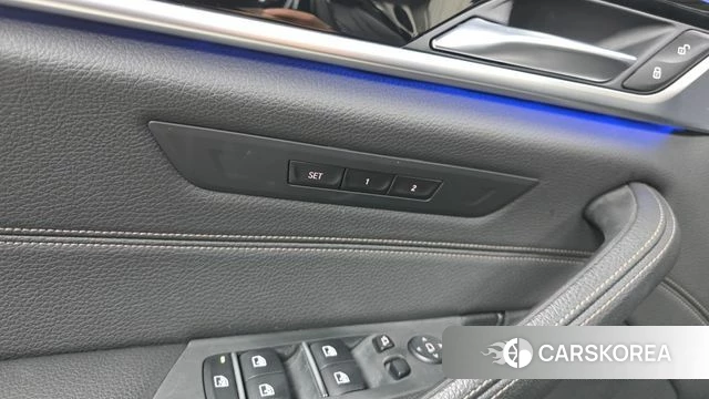 BMW 5 Series (G30) id 4502331 из Кореи 7