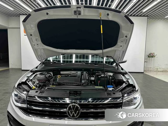 Volkswagen Bora id 4258454 из Китая 7