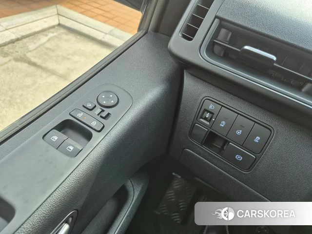 Hyundai Staria id 4307975 из Кореи 7