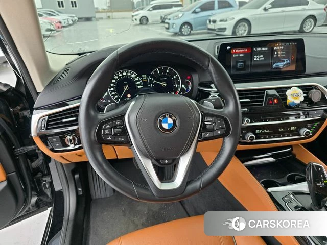 BMW 5 Series (G30) id 4491198 из Кореи 7
