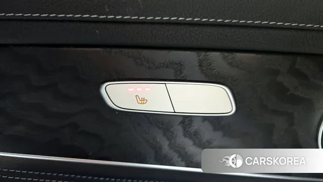 Mercedes-Benz GLC-Class X253 id 3627216 из Кореи 7