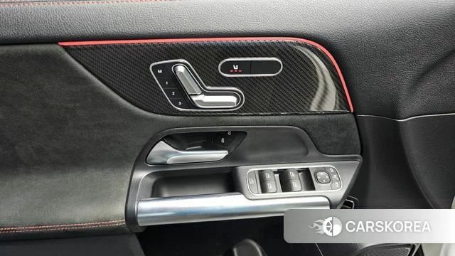 Mercedes-Benz GLA - Class H247 id 3843828 из Кореи 7