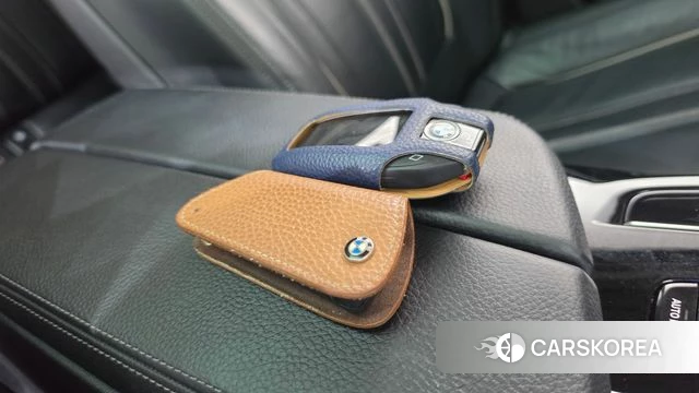 BMW 5 Series (G30) id 4930058 из Кореи 7
