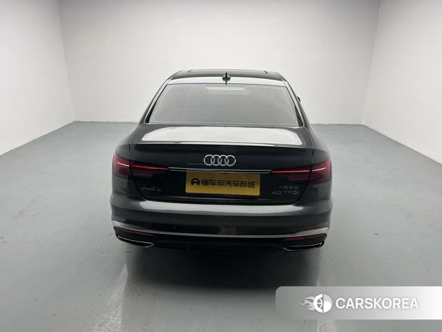 Audi A4L id 4299961 из Китая 7