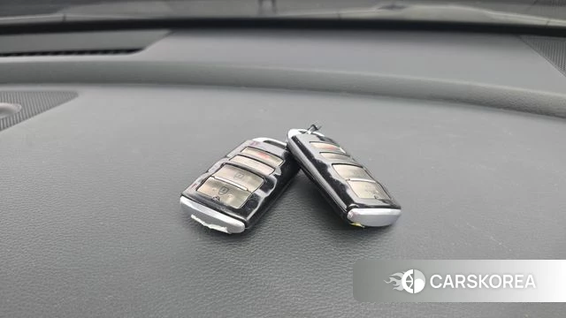 Kia All New K7 Hybrid id 4557915 из Кореи 7