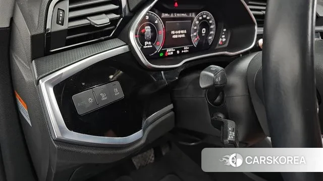 Audi Q3 (F3) id 3438970 из Кореи 7