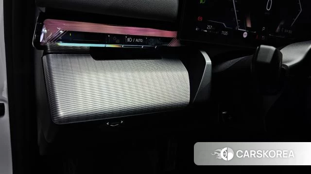 BMW 5 Series (G60) id 3850120 из Кореи 7