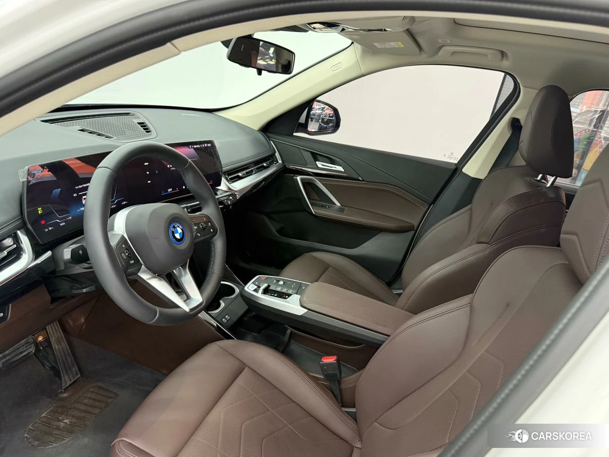 BMW iX1 id 4426779 из Китая 7