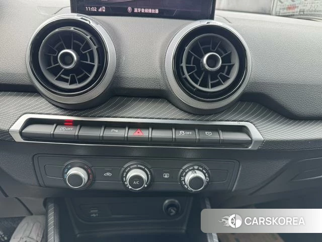 Audi Q2L id 4259324 из Китая 7