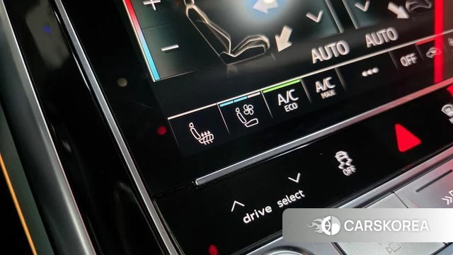 Audi Q8 (4M) id 4476610 из Кореи 7