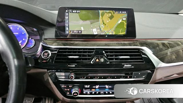 BMW 5 Series (G30) id 4180471 из Кореи 7