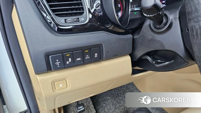 Kia All New Carnival id 4536677 из Кореи 7