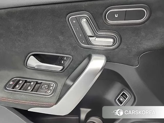 Mercedes-Benz A-Class W177 id 3373636 из Кореи 7