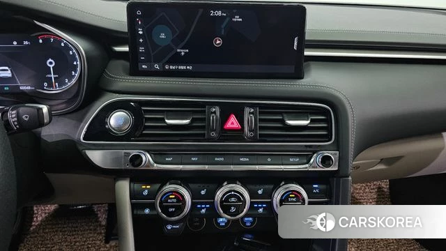 Genesis The New G70 id 4893679 из Кореи 7