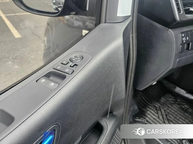 Hyundai Staria id 3792368 из Кореи 7