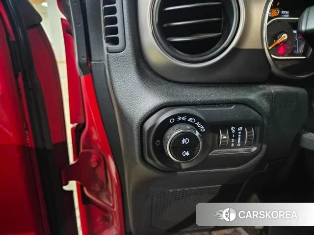 Jeep Wrangler (JL) id 3828162 из Кореи 7