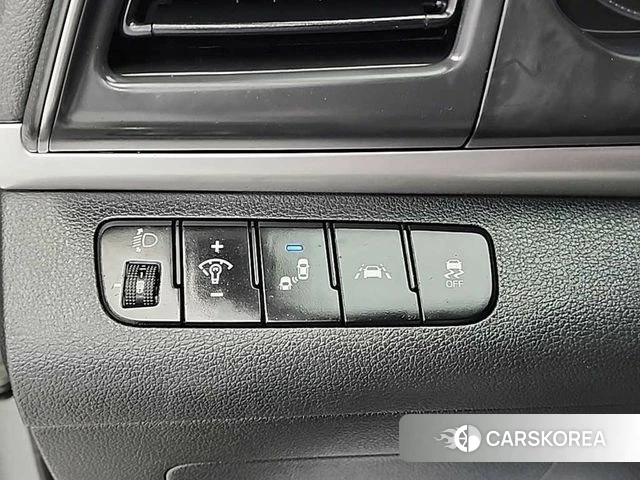 Hyundai The New Avante AD id 3867217 из Кореи 7