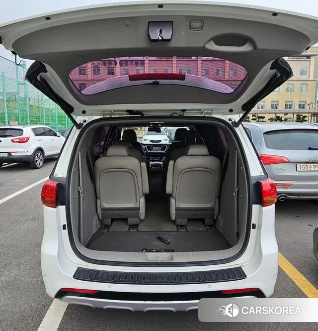 Kia All New Carnival id 3602389 из Кореи 7