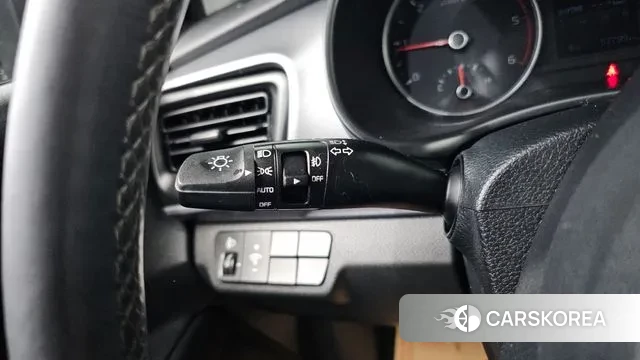 Kia Stonic id 3510086 из Кореи 7