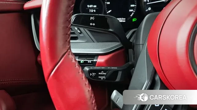 Porsche 911(992) id 3636066 из Кореи 7